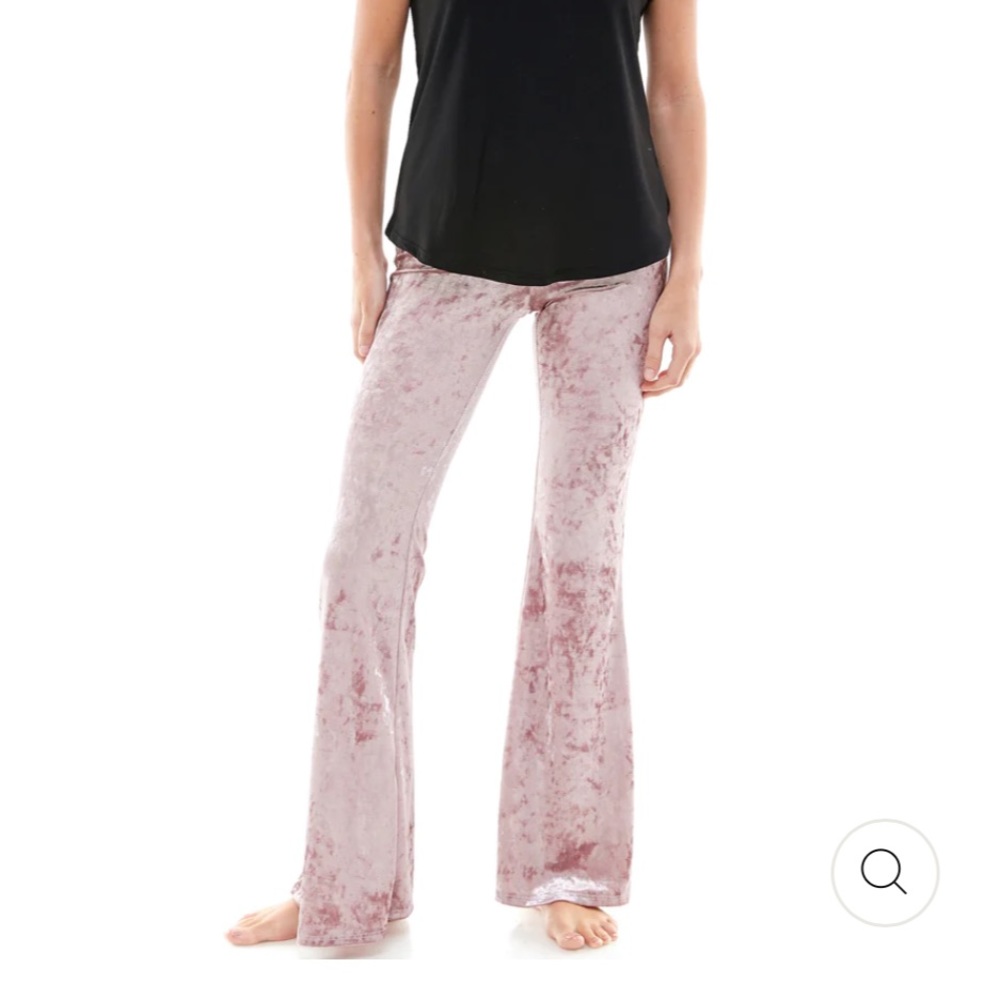 NWOT 💕 Pink Velvet Bell Bottom Flare Pants